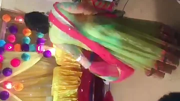 Bangladeshi NSU Huge-titted Chick Tamanna Warm Dance Flick