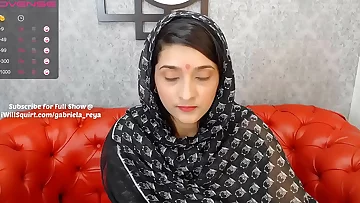 Elastic Ass Indian Looking For Supreme Man meat