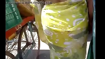 Monstrous huge yellow saree gaand