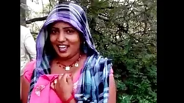 Indian Shagging In Open Fuckfest MMS