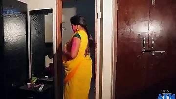 Scorching Aunty Kissing and belly button smooch in bathtub bath FuckClips.net