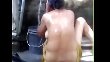 1~ Desi aunty bathtub grasp - covert webcam &period;mp4